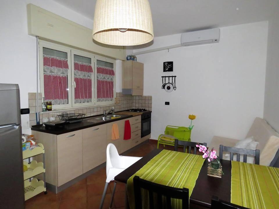 B&B Le Rose Del Tirreno Falerna Exteriör bild